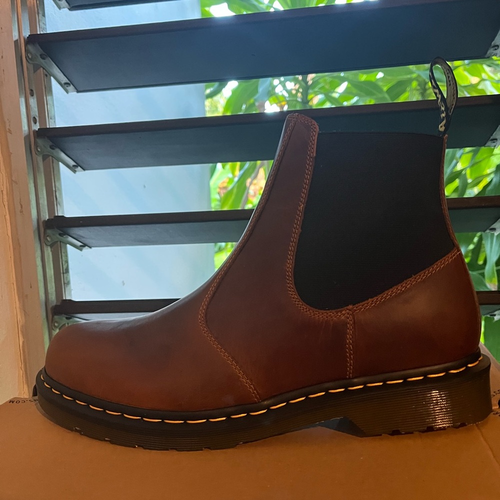 Doc Martens Chelsea Boots